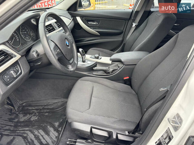 Білий БМВ 3 Серія, об'ємом двигуна 1.5 л та пробігом 42 тис. км за 18900 $, фото 9 на Automoto.ua