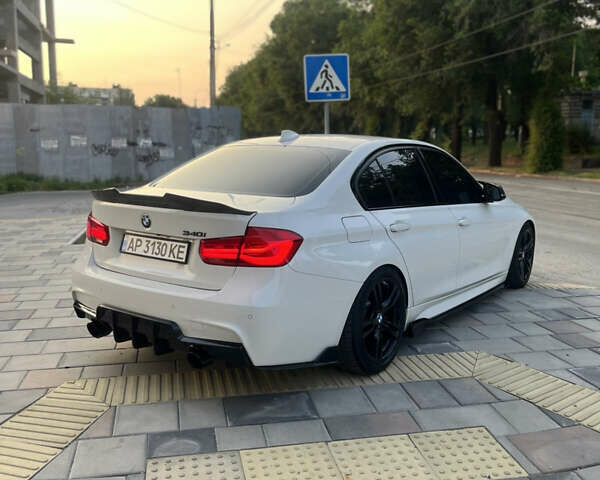 Белый БМВ 3 Серия, объемом двигателя 3 л и пробегом 108 тыс. км за 30000 $, фото 9 на Automoto.ua
