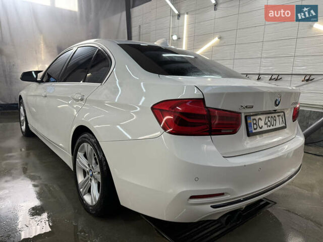 Белый БМВ 3 Серия, объемом двигателя 2 л и пробегом 199 тыс. км за 15900 $, фото 4 на Automoto.ua
