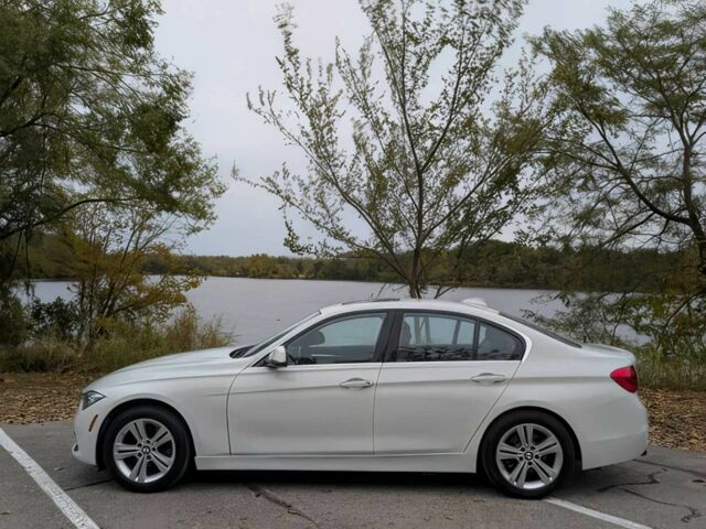 Білий БМВ 3 Серія, об'ємом двигуна 2 л та пробігом 53 тис. км за 7000 $, фото 3 на Automoto.ua