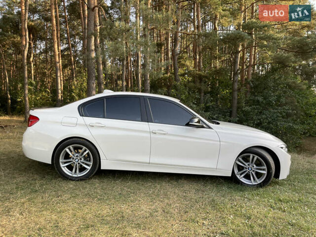 Білий БМВ 3 Серія, об'ємом двигуна 2 л та пробігом 170 тис. км за 14000 $, фото 16 на Automoto.ua