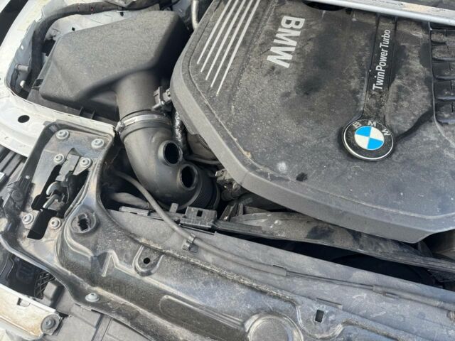 Белый БМВ 3 Серия, объемом двигателя 3 л и пробегом 134 тыс. км за 17300 $, фото 7 на Automoto.ua