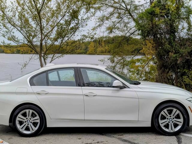 Білий БМВ 3 Серія, об'ємом двигуна 2 л та пробігом 53 тис. км за 7000 $, фото 7 на Automoto.ua