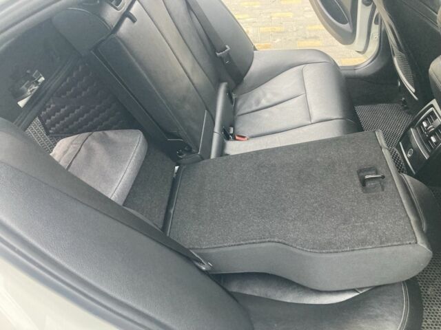 Белый БМВ 3 Серия, объемом двигателя 2 л и пробегом 188 тыс. км за 17000 $, фото 19 на Automoto.ua