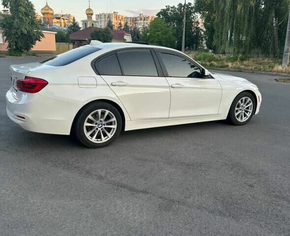 Белый БМВ 3 Серия, объемом двигателя 2 л и пробегом 159 тыс. км за 15000 $, фото 4 на Automoto.ua