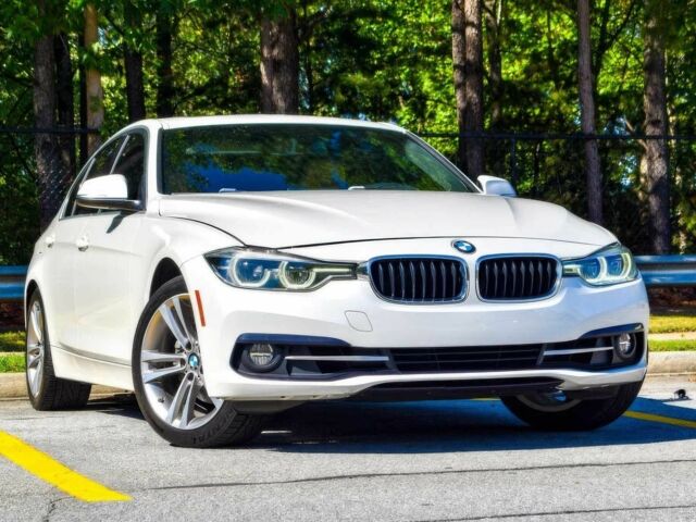 Белый БМВ 3 Серия, объемом двигателя 2 л и пробегом 49 тыс. км за 6000 $, фото 2 на Automoto.ua