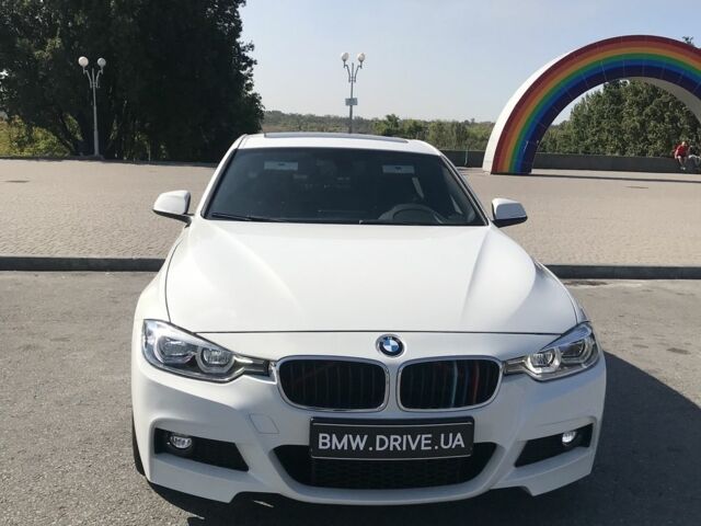 Белый БМВ 3 Серия, объемом двигателя 2 л и пробегом 131 тыс. км за 19100 $, фото 2 на Automoto.ua