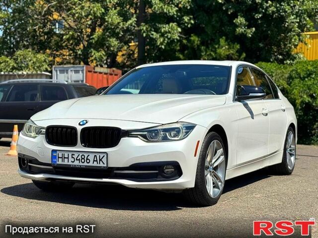 Белый БМВ 3 Серия, объемом двигателя 2 л и пробегом 48 тыс. км за 19900 $, фото 1 на Automoto.ua