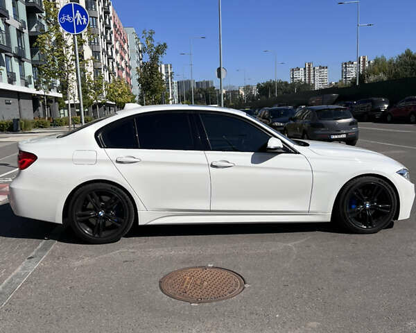Белый БМВ 3 Серия, объемом двигателя 2 л и пробегом 108 тыс. км за 22500 $, фото 6 на Automoto.ua