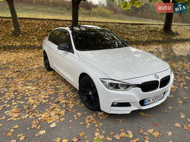 Белый БМВ 3 Серия, объемом двигателя 2 л и пробегом 97 тыс. км за 15500 $, фото 6 на Automoto.ua
