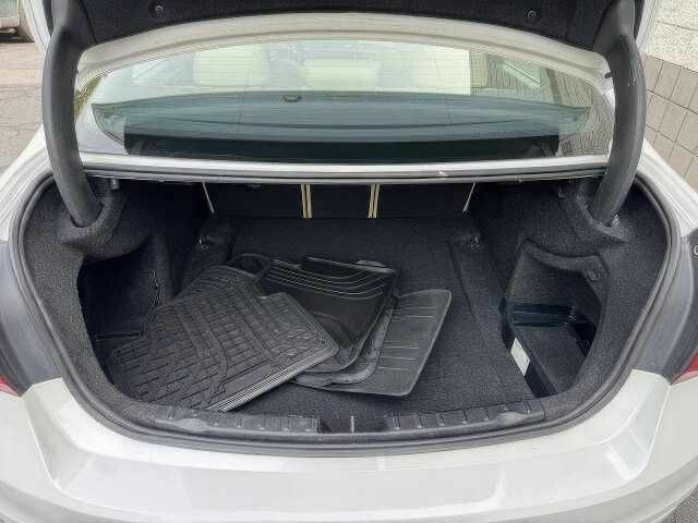 Белый БМВ 3 Серия, объемом двигателя 0 л и пробегом 87 тыс. км за 16000 $, фото 13 на Automoto.ua