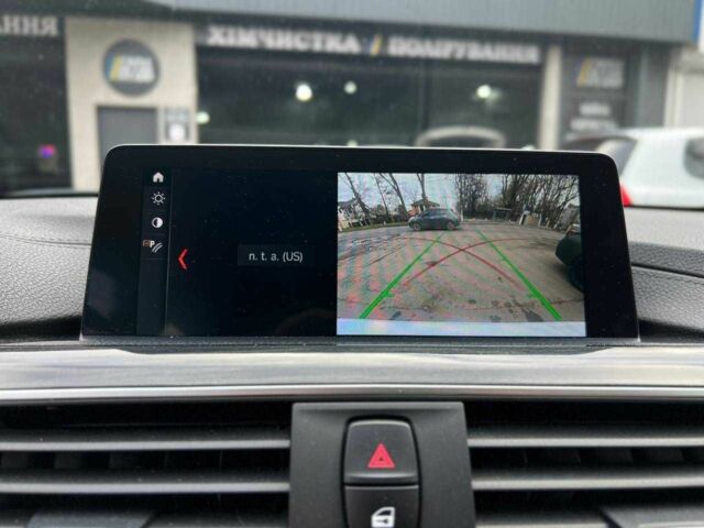 Білий БМВ 3 Серія, об'ємом двигуна 2 л та пробігом 55 тис. км за 16900 $, фото 23 на Automoto.ua