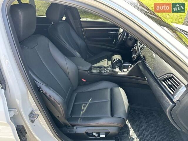 Белый БМВ 3 Серия, объемом двигателя 2 л и пробегом 130 тыс. км за 18800 $, фото 13 на Automoto.ua