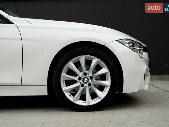 Белый БМВ 3 Серия, объемом двигателя 2 л и пробегом 105 тыс. км за 16100 $, фото 6 на Automoto.ua