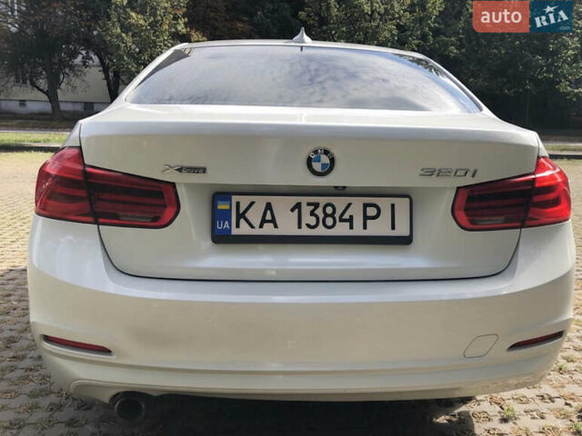 Белый БМВ 3 Серия, объемом двигателя 2 л и пробегом 95 тыс. км за 17000 $, фото 4 на Automoto.ua