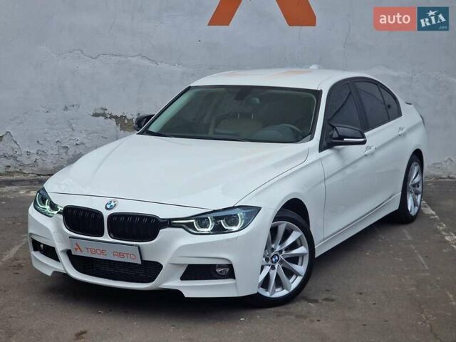 Белый БМВ 3 Серия, объемом двигателя 2 л и пробегом 127 тыс. км за 15490 $, фото 14 на Automoto.ua