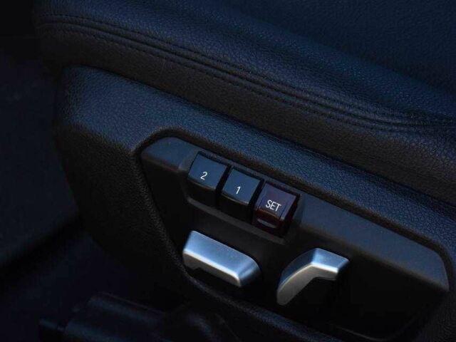 Белый БМВ 3 Серия, объемом двигателя 2 л и пробегом 87 тыс. км за 16290 $, фото 9 на Automoto.ua