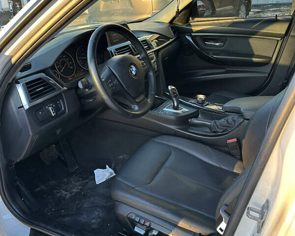 Белый БМВ 3 Серия, объемом двигателя 2 л и пробегом 165 тыс. км за 12500 $, фото 10 на Automoto.ua