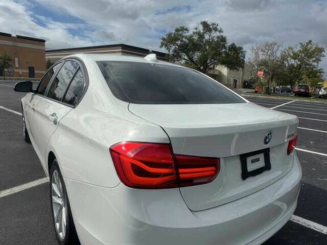 Білий БМВ 3 Серія, об'ємом двигуна 2 л та пробігом 42 тис. км за 11250 $, фото 5 на Automoto.ua