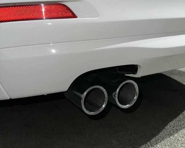 Белый БМВ 3 Серия, объемом двигателя 2 л и пробегом 91 тыс. км за 21900 $, фото 29 на Automoto.ua