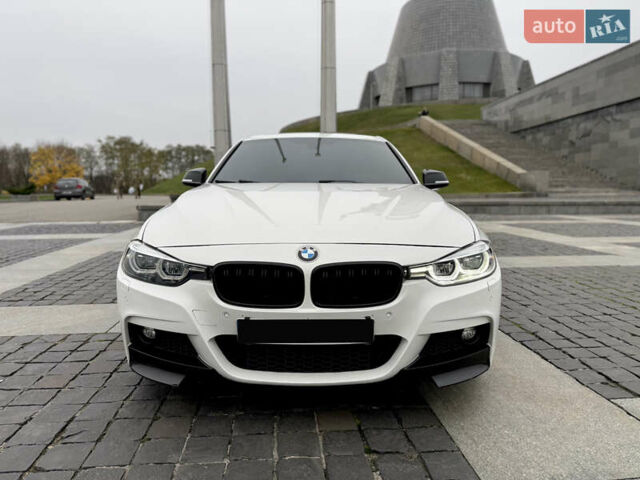 Белый БМВ 3 Серия, объемом двигателя 2 л и пробегом 120 тыс. км за 21500 $, фото 16 на Automoto.ua