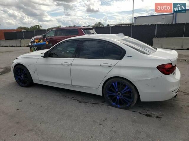 Білий БМВ 3 Серія, об'ємом двигуна 2 л та пробігом 142 тис. км за 4000 $, фото 1 на Automoto.ua