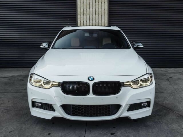 Белый БМВ 3 Серия, объемом двигателя 3 л и пробегом 40 тыс. км за 6700 $, фото 1 на Automoto.ua