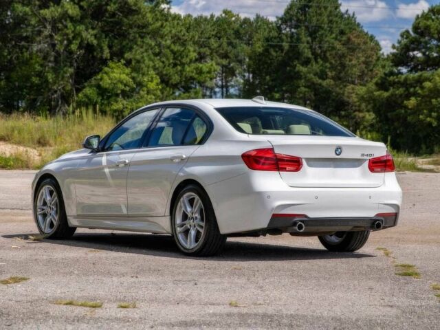 Белый БМВ 3 Серия, объемом двигателя 3 л и пробегом 38 тыс. км за 6900 $, фото 5 на Automoto.ua