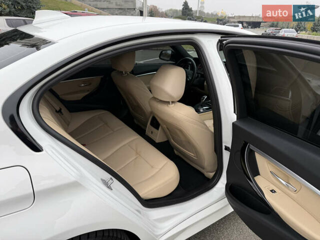 Белый БМВ 3 Серия, объемом двигателя 2 л и пробегом 120 тыс. км за 21500 $, фото 27 на Automoto.ua