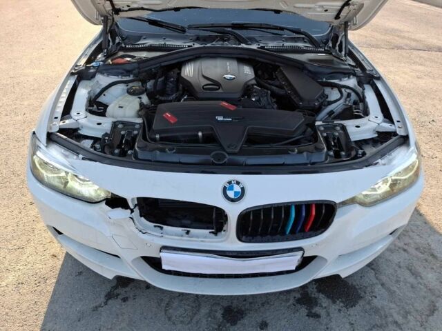 Белый БМВ 3 Серия, объемом двигателя 2 л и пробегом 85 тыс. км за 5900 $, фото 6 на Automoto.ua