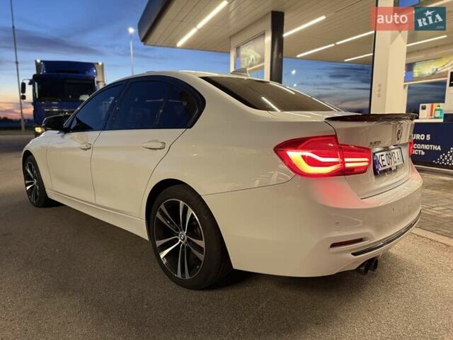 Білий БМВ 3 Серія, об'ємом двигуна 2 л та пробігом 83 тис. км за 18900 $, фото 7 на Automoto.ua