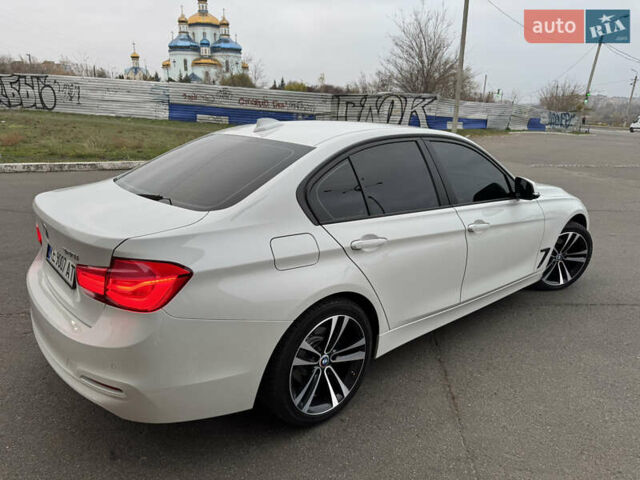 Белый БМВ 3 Серия, объемом двигателя 2 л и пробегом 103 тыс. км за 17900 $, фото 11 на Automoto.ua