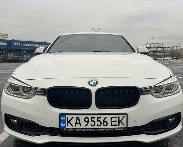 Белый БМВ 3 Серия, объемом двигателя 2 л и пробегом 91 тыс. км за 21900 $, фото 3 на Automoto.ua