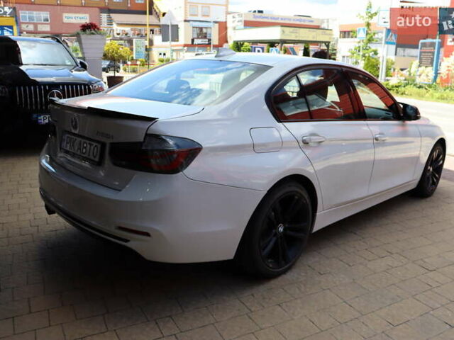 Белый БМВ 3 Серия, объемом двигателя 2 л и пробегом 74 тыс. км за 17900 $, фото 2 на Automoto.ua