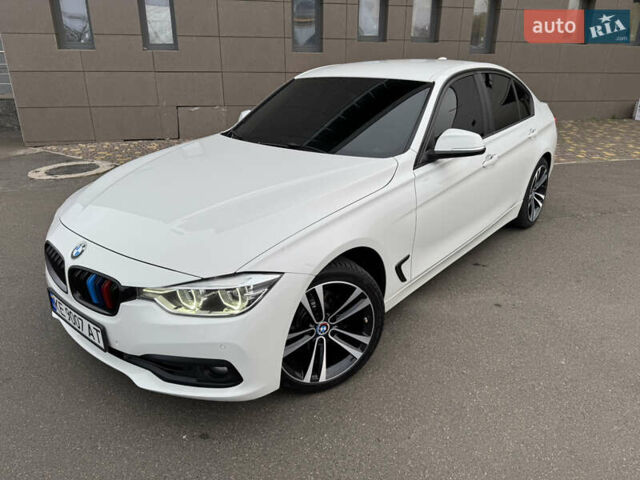 Белый БМВ 3 Серия, объемом двигателя 2 л и пробегом 103 тыс. км за 17900 $, фото 3 на Automoto.ua