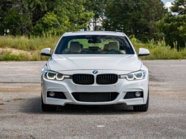 Белый БМВ 3 Серия, объемом двигателя 3 л и пробегом 38 тыс. км за 6900 $, фото 1 на Automoto.ua