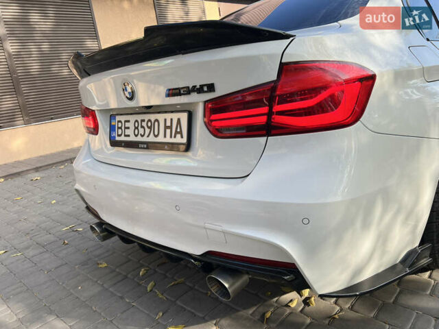 Белый БМВ 3 Серия, объемом двигателя 3 л и пробегом 92 тыс. км за 25500 $, фото 3 на Automoto.ua