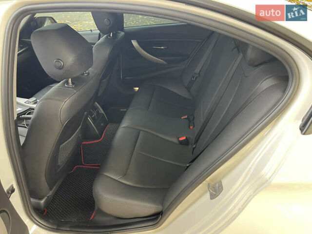 Белый БМВ 3 Серия, объемом двигателя 2 л и пробегом 97 тыс. км за 15500 $, фото 22 на Automoto.ua