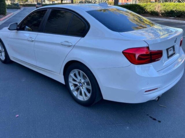 Білий БМВ 3 Серія, об'ємом двигуна 2 л та пробігом 48 тис. км за 17800 $, фото 3 на Automoto.ua