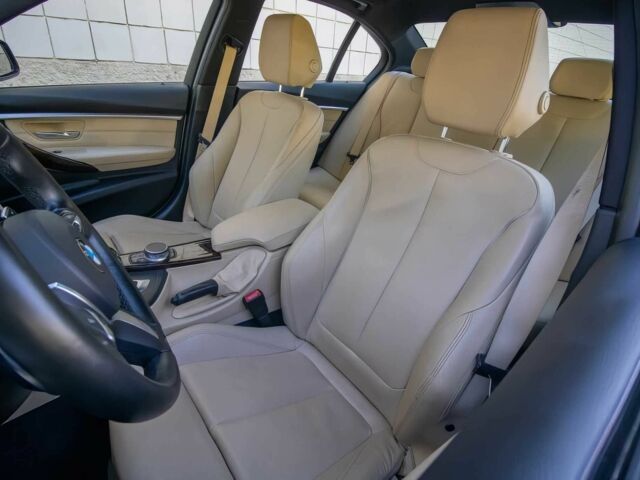 Білий БМВ 3 Серія, об'ємом двигуна 3 л та пробігом 48 тис. км за 12400 $, фото 12 на Automoto.ua