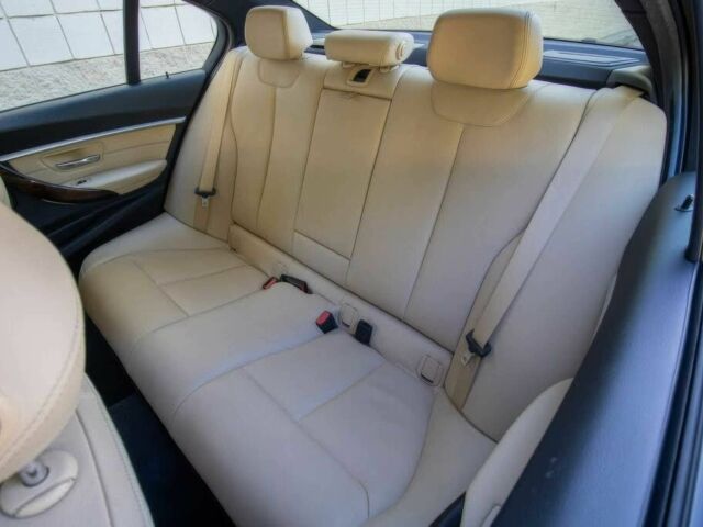 Белый БМВ 3 Серия, объемом двигателя 3 л и пробегом 38 тыс. км за 6900 $, фото 10 на Automoto.ua