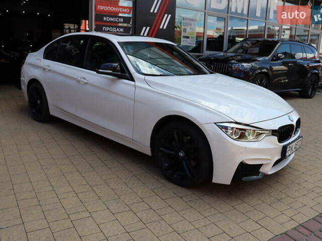 Белый БМВ 3 Серия, объемом двигателя 2 л и пробегом 74 тыс. км за 17900 $, фото 6 на Automoto.ua