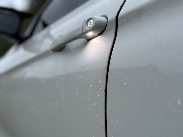 Белый БМВ 3 Серия, объемом двигателя 0 л и пробегом 135 тыс. км за 13999 $, фото 9 на Automoto.ua