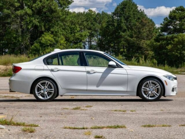 Белый БМВ 3 Серия, объемом двигателя 3 л и пробегом 38 тыс. км за 6900 $, фото 3 на Automoto.ua