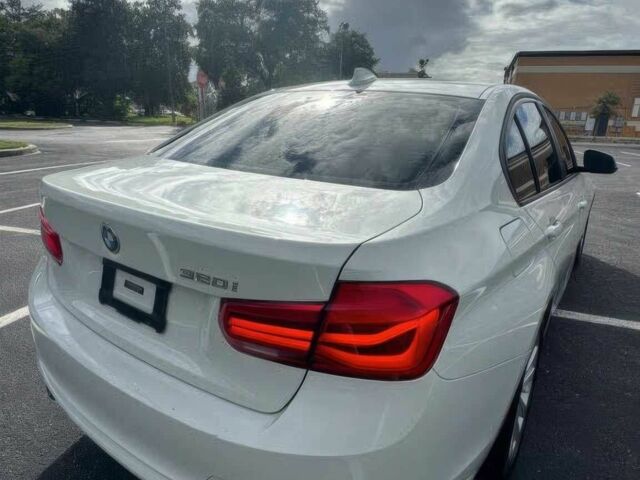 Білий БМВ 3 Серія, об'ємом двигуна 2 л та пробігом 42 тис. км за 11250 $, фото 4 на Automoto.ua