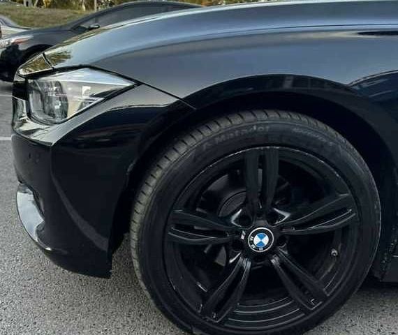 Белый БМВ 3 Серия, объемом двигателя 3 л и пробегом 135 тыс. км за 10500 $, фото 4 на Automoto.ua