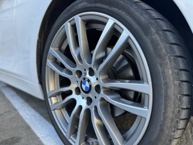 Белый БМВ 3 Серия, объемом двигателя 2 л и пробегом 136 тыс. км за 18600 $, фото 7 на Automoto.ua