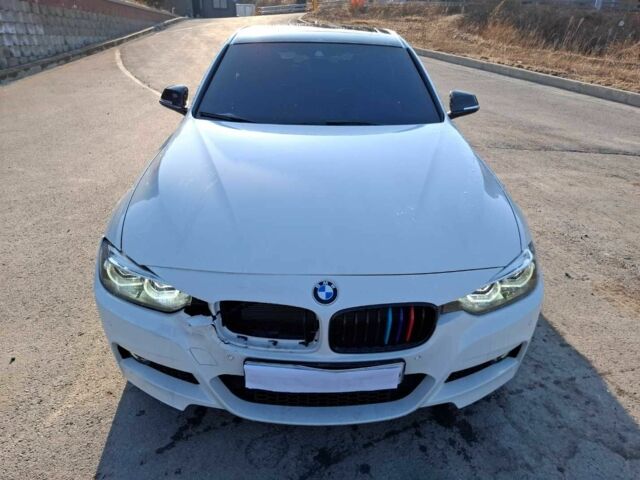 Белый БМВ 3 Серия, объемом двигателя 2 л и пробегом 85 тыс. км за 5900 $, фото 3 на Automoto.ua