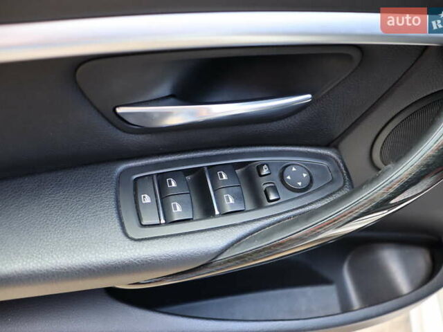 Белый БМВ 3 Серия, объемом двигателя 2 л и пробегом 74 тыс. км за 17900 $, фото 9 на Automoto.ua