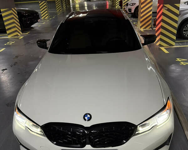 Белый БМВ 3 Серия, объемом двигателя 2 л и пробегом 88 тыс. км за 27900 $, фото 2 на Automoto.ua